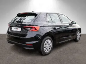 Skoda Fabia Essence 1.0 TSI LED Klima PDC SHZ Bild 3