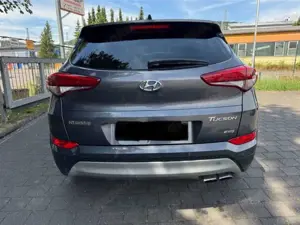 Hyundai TUCSON 4WD ix35