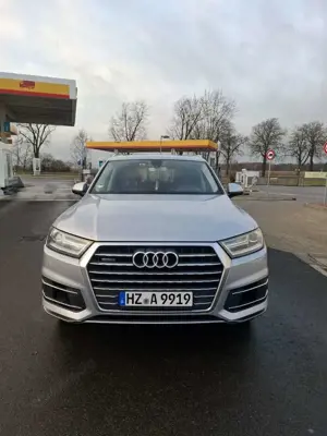Audi Q7 3.0 TFSI quattro tiptronic
