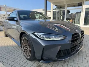 BMW M4 Coupe xDrive Competition, 50 Jahre Edition