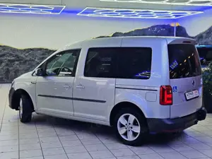 Volkswagen Caddy Behindertengerecht-Rampe Bild 4