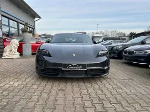 Porsche Taycan Taycan Turbo Bild 2