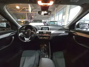 BMW X1 sDrive 18 i+NAVI+KLIMA+SHZ+PDC+TÜV 11/27+ Bild 4