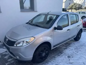 Dacia Sandero Dacia Sandero 1.2 Benzin | 5-Türer | 107.000 km