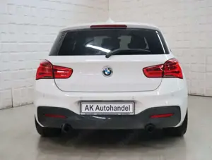 BMW 135 M135i xDrive Aut. LED Navi Alcantara 8-fach Bild 5