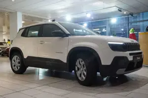 Jeep Avenger 1.2T GSE ALTITUDE NAVI/LED/KAMERA/JBL Bild 5