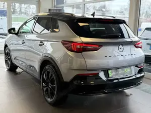 Opel Grandland 1.5 D GS Line Alcantara*Kamera*Klima* Bild 5