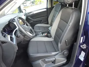 Volkswagen Touran Comfortline 1.5 TSI Goal *7-Sitzer* Bild 3