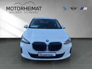 BMW 218 i Active Tourer Aut. RFK AdapLED Sonnenschutzvergl Bild 3