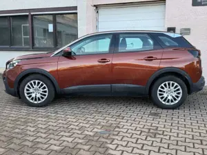 Peugeot 3008 1. HAND 67'000KM EURO 6 BLUETOOTH FSA Bild 4