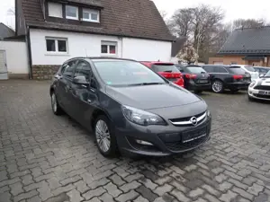 Opel Astra J Lim. 5-trg. Active