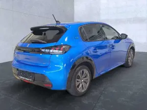 Peugeot 208 e- GT Bluetooth Navi LED Klima Einparkhilfe Bild 4