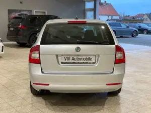 Skoda Octavia Combi 2.0 TDi Klima*SHZ*PDC*Standheizung Bild 5
