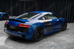 Audi R8 Coupe 5.2 V10 CARBON BO RFK CARPLAY 20" Bild 2
