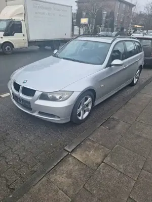 BMW 320 320i Touring
