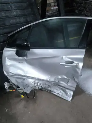 Opel Crossland Innovation 1.2i Seitenschaden Bild 2