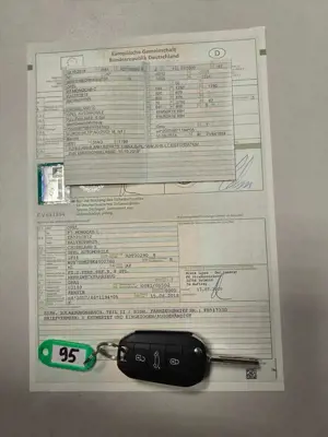 Opel Crossland Innovation 1.2i Seitenschaden Bild 5