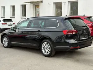 Volkswagen Passat Variant 2.0 TDI DSG Business - ACC LED Bild 5