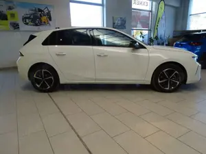 Opel Astra Edition Allwetterreifen, Sitzheizung, Lenkradhzg. Bild 5