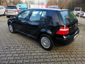 Volkswagen Golf Automatik Highline 2Hand  Preis inkl Neu Tüv Bild 2