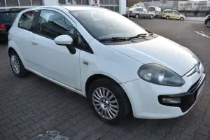 Fiat Punto Evo MyLife *HU-NEU*INSP-NEU* Bild 3