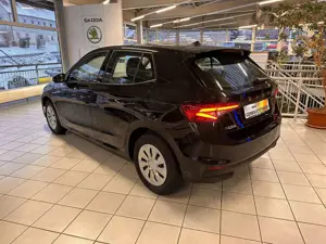 Skoda Fabia Selection DSG*Parkpilot*DAB*SHZ*5J/100TKM Garantie Bild 5