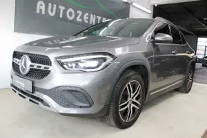 Mercedes-Benz GLA 200 d Progressiv Pano/Ambiente/AHK/Multibeam