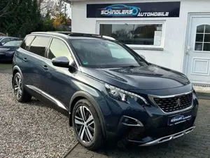 Peugeot 5008 GT Autom.Pano.LED Leder AHK 19 Zoll Insp. neu