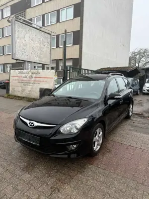Hyundai i30 Diesel,Tüv+Kupplung+Bremsen hinten+Öl neu,11