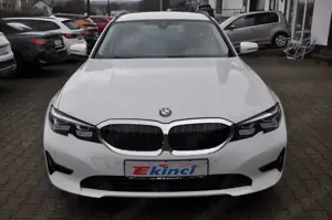 BMW 318 Baureihe 3 Touring 318 d Advantage