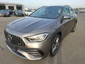 Mercedes-Benz GLA 35 AMG GLA 35 AMG 4Matic*Distronic*Kamera*Memory*Panorama