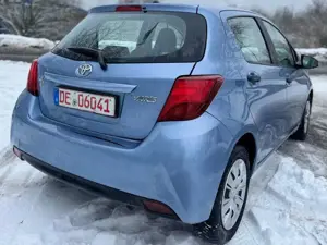 Toyota Yaris Yaris  5-Türer 1.0 VVT-i Life Bild 5