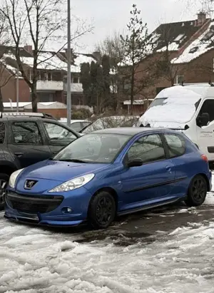Peugeot 206 +Plus Bild 3