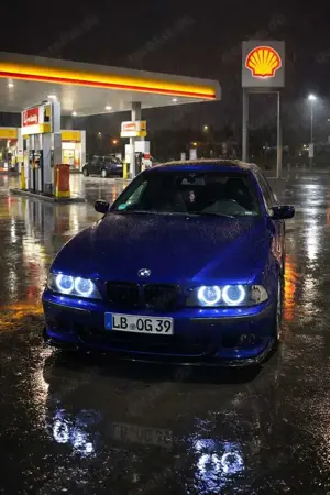 BMW 528 528i M Paket / M5 Ausstattung Bild 1