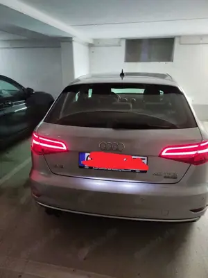 Audi A3 40 TFSI Sportback quattro S tronic sport Bild 3