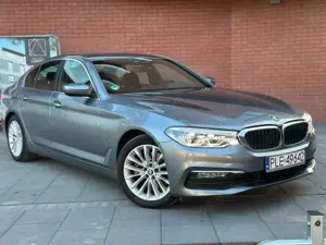 BMW 520 520i Aut. Luxury Line Bild 2