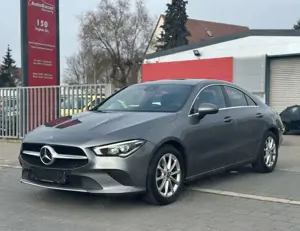 Mercedes-Benz CLA 220 d / 1. Hand / Scheckheft / TÜV
