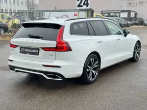 Volvo V60 T8 Twin Engine Recharge AWD*R Design*AHK*Kam Bild 5