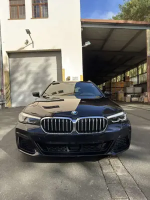 BMW 520 520d Touring Aut. Luxury Line