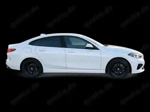 BMW 220 220 i Sport HUD Premium-P Comfort-P Service Inkl. Bild 5