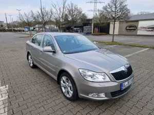 Skoda Octavia 1.8 TSI DSG Elegance Bild 4