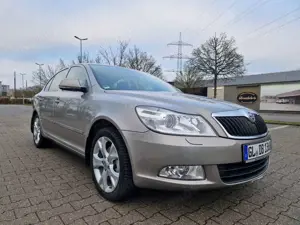 Skoda Octavia 1.8 TSI DSG Elegance Bild 2