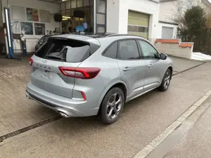 Ford Kuga ST-Line X Bild 3