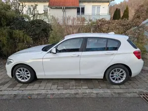 BMW 118 118d xDrive Advantage Bild 2