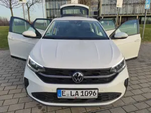 Volkswagen Taigo WIE NEU !! Top gepflegter wunderschöner VWTaigo+TÜV/AU 1/2028+Allwetter+gepflegtes 