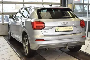 Audi Q2 1.6TDI 30 basis Automatik*AHK*Leder*LED Bild 4