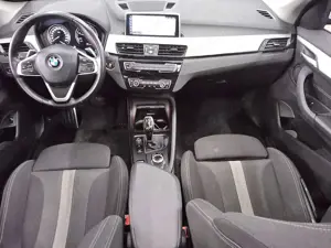 BMW X1 xDrive20d Advantage Navi LED Pano HiFi AHK Bild 5