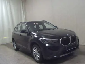 BMW X1 xDrive20d Advantage Navi LED Pano HiFi AHK Bild 3