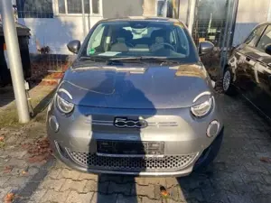 Fiat 500e 3+1 42 kWh