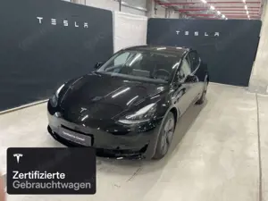 Tesla Model 3 Rear-Wheel Drive